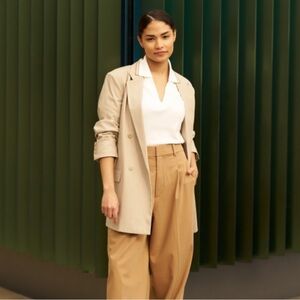 BNWT uniqlo double breasted jacket / blazer in tan💐